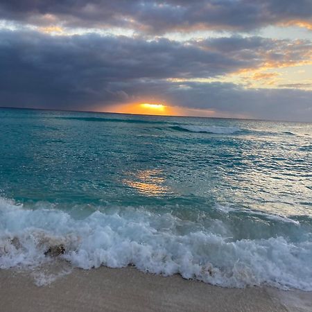 Cancun Oceanfront, Entire Apartment المظهر الخارجي الصورة