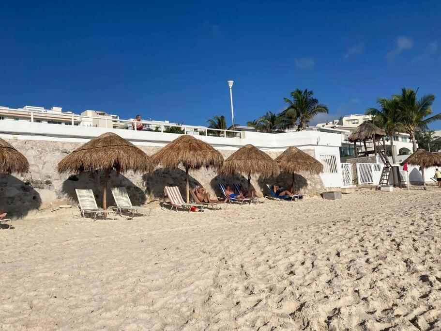 Cancun Oceanfront, Entire Apartment المظهر الخارجي الصورة