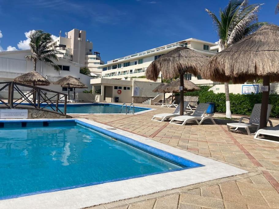 Cancun Oceanfront, Entire Apartment المظهر الخارجي الصورة
