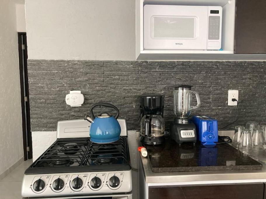 Cancun Oceanfront, Entire Apartment المظهر الخارجي الصورة